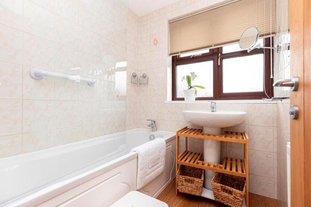 Bournecoast - Family Holiday Home In Mudeford- 8523 Bagian luar foto